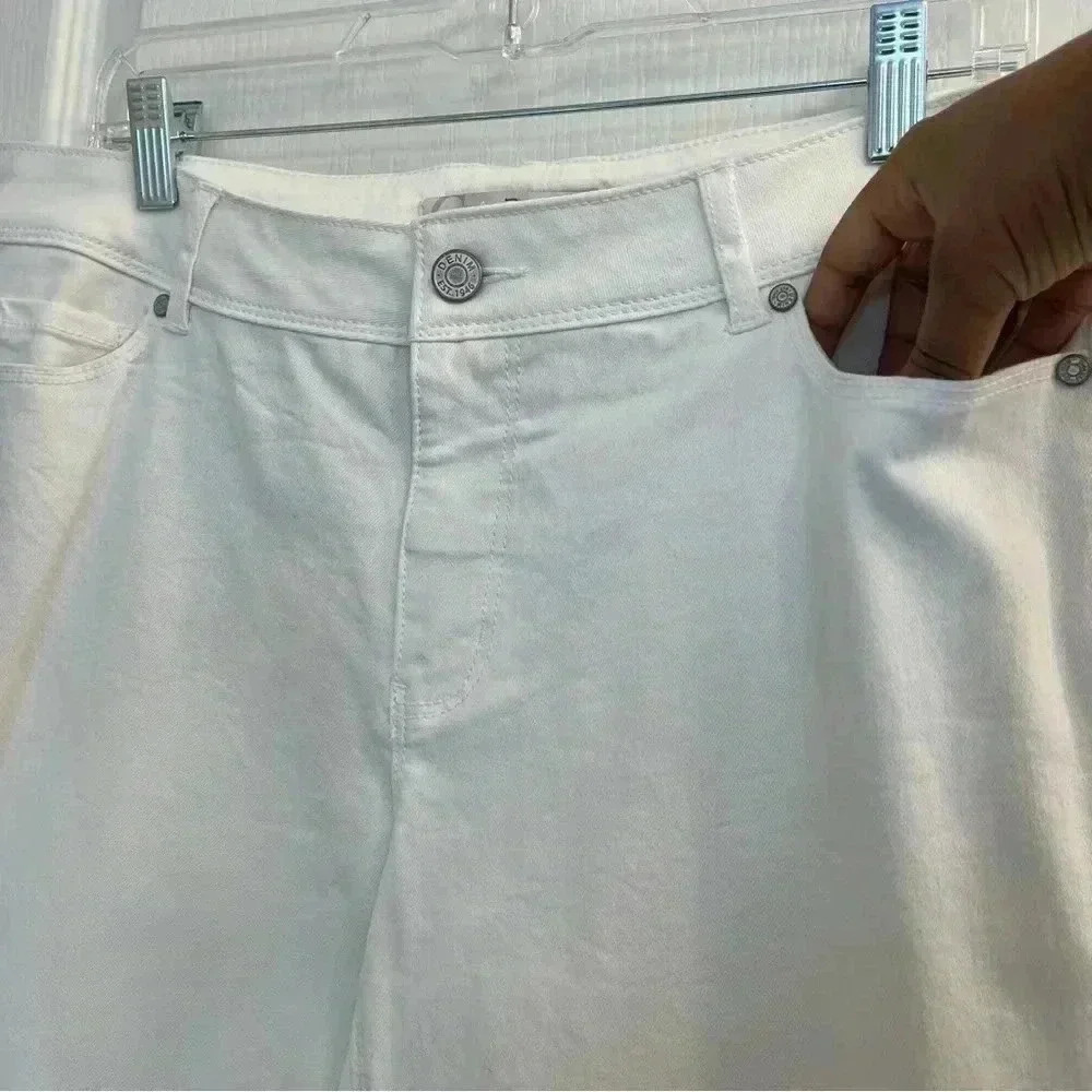 White Straight Leg Denim Jeans - Picture 4 of 12